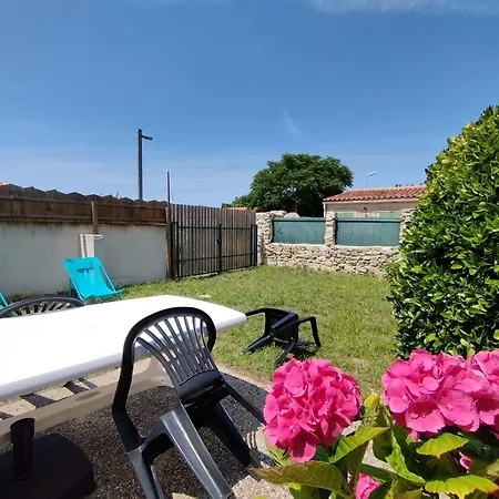 Hébergement de vacances Maison Familiale A Chaucre, Proche Plage Et Commerces, Pour 4 Pers, Terrasse, Parking, Menage Inclus - Fr-1-778-3 Saint-Georges-d'Oleron